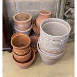 Approximately 26 assorted terracotta pots, largest height 24cm