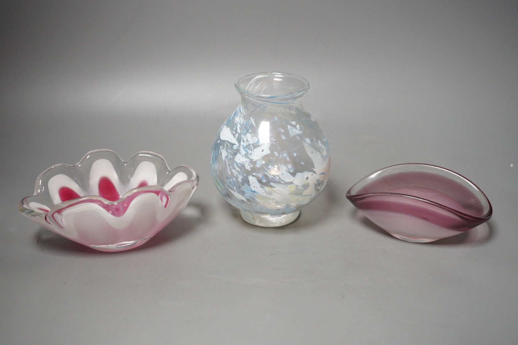 A Muller Freres studio glass vase and two Flygfoys (glass dishes) (3), tallest 13cm - Image 3 of 5