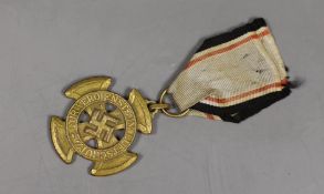 A German WWII flying medal