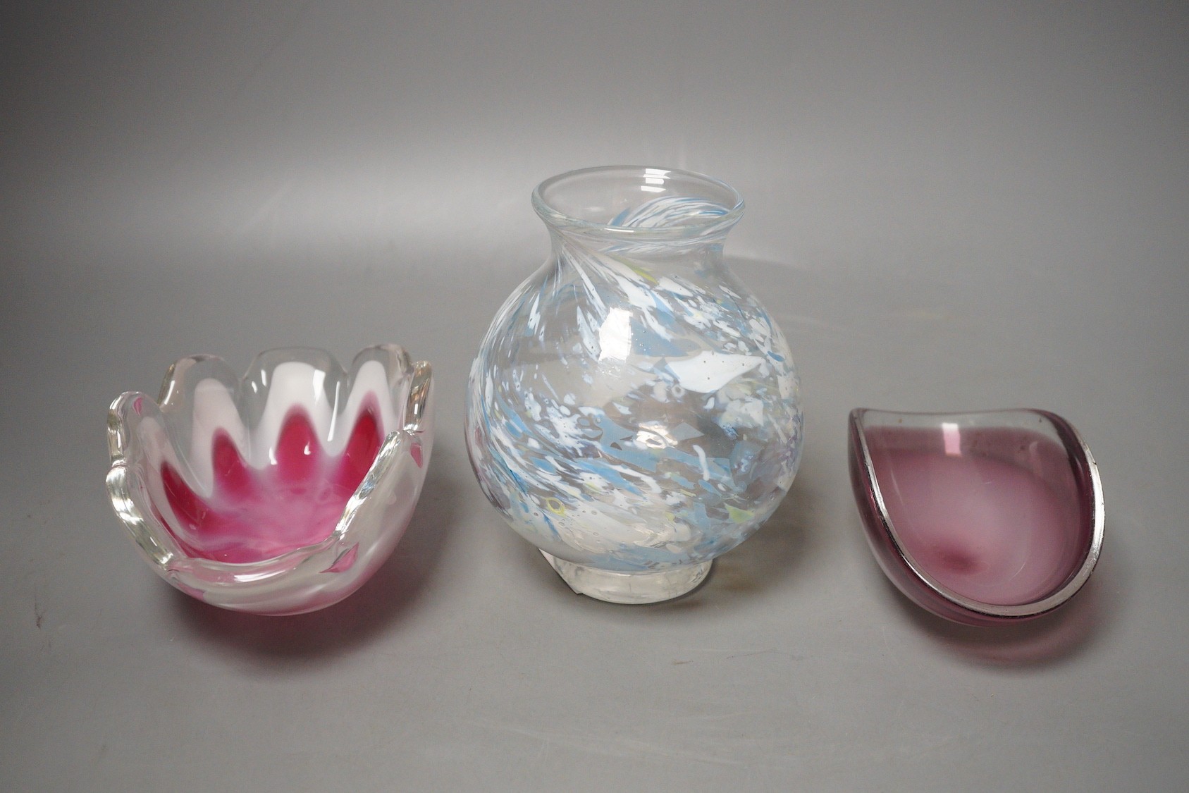 A Muller Freres studio glass vase and two Flygfoys (glass dishes) (3), tallest 13cm - Image 2 of 5