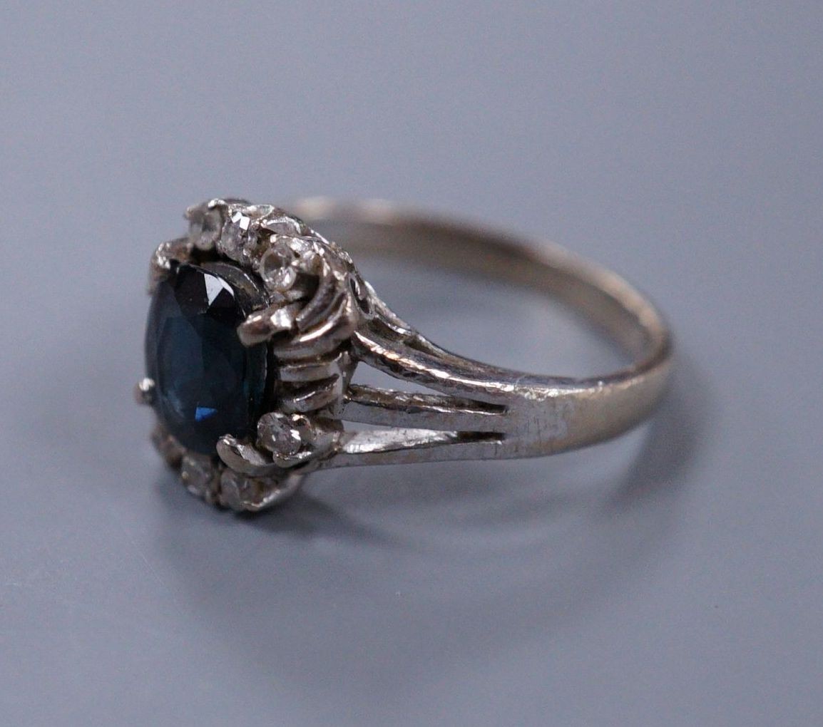 An 18ct white gold sapphire and diamond dress ring, size I - Image 2 of 3