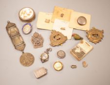 A selection of various miscellaneous items, to include a George III silver vinaigrette, a military