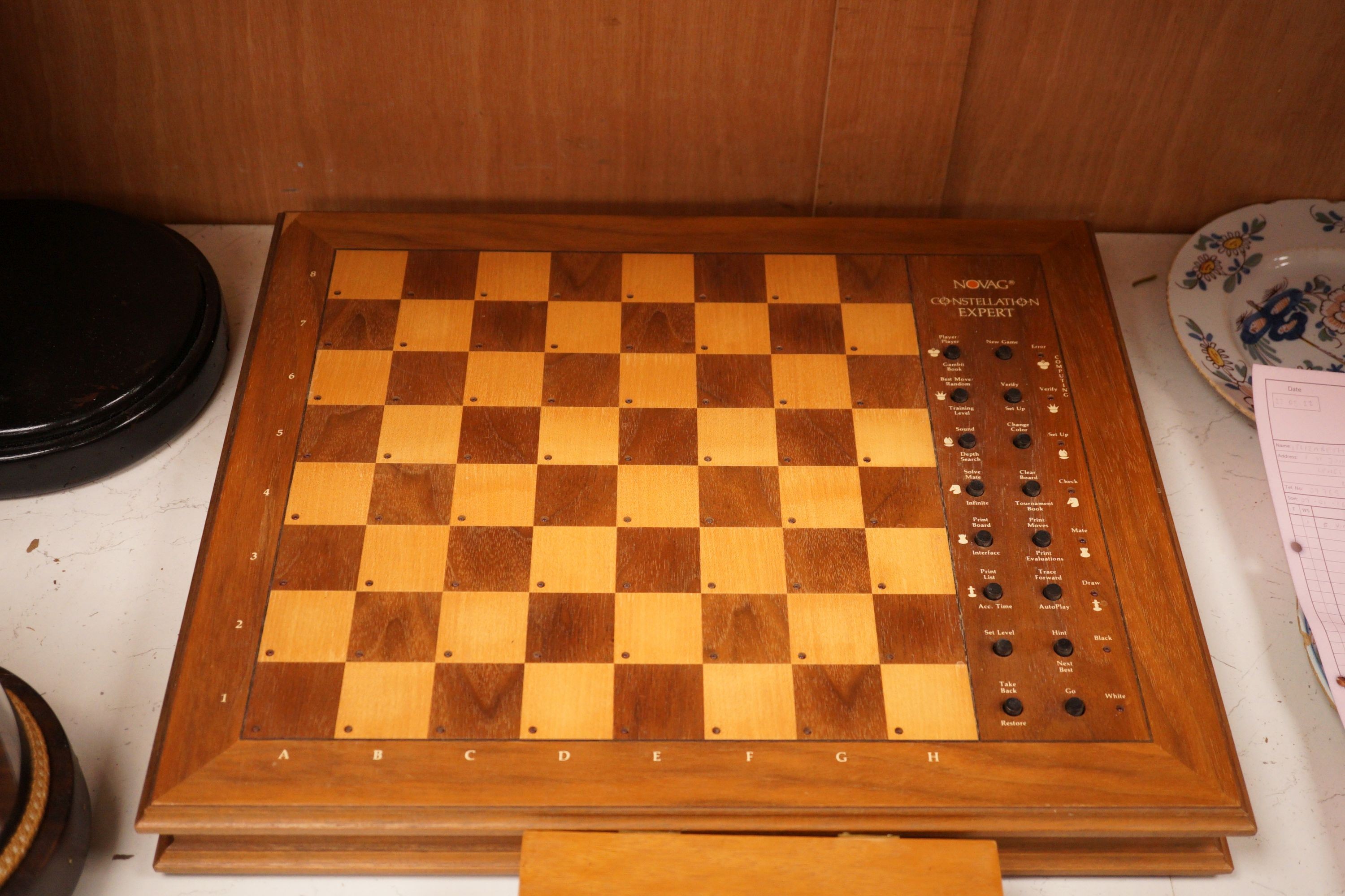 A Novag Constellation Expert electronic chess set with turned wood pieces - Image 2 of 5