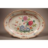 A Chinese export famille rose dish, Qianlong period, 31cm