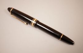 A Mont Blanc Meisterstuck no.146 fountain pen with twist lid
