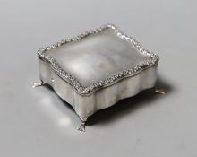 An Edwardian silver mounted trinket box, Birmingham, 1906, 88mm.