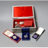 Cased silver medallions and other jewellery including paste and white metal.
