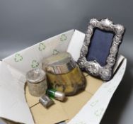 A modern silver mounted photograph frame, a plated mounted horseshoe and three other items.