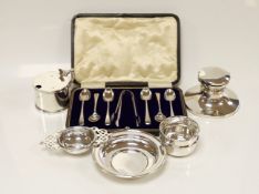 Small silver including a mounted inkwell, tea strainer on stand, mustard pot, small dish and cased