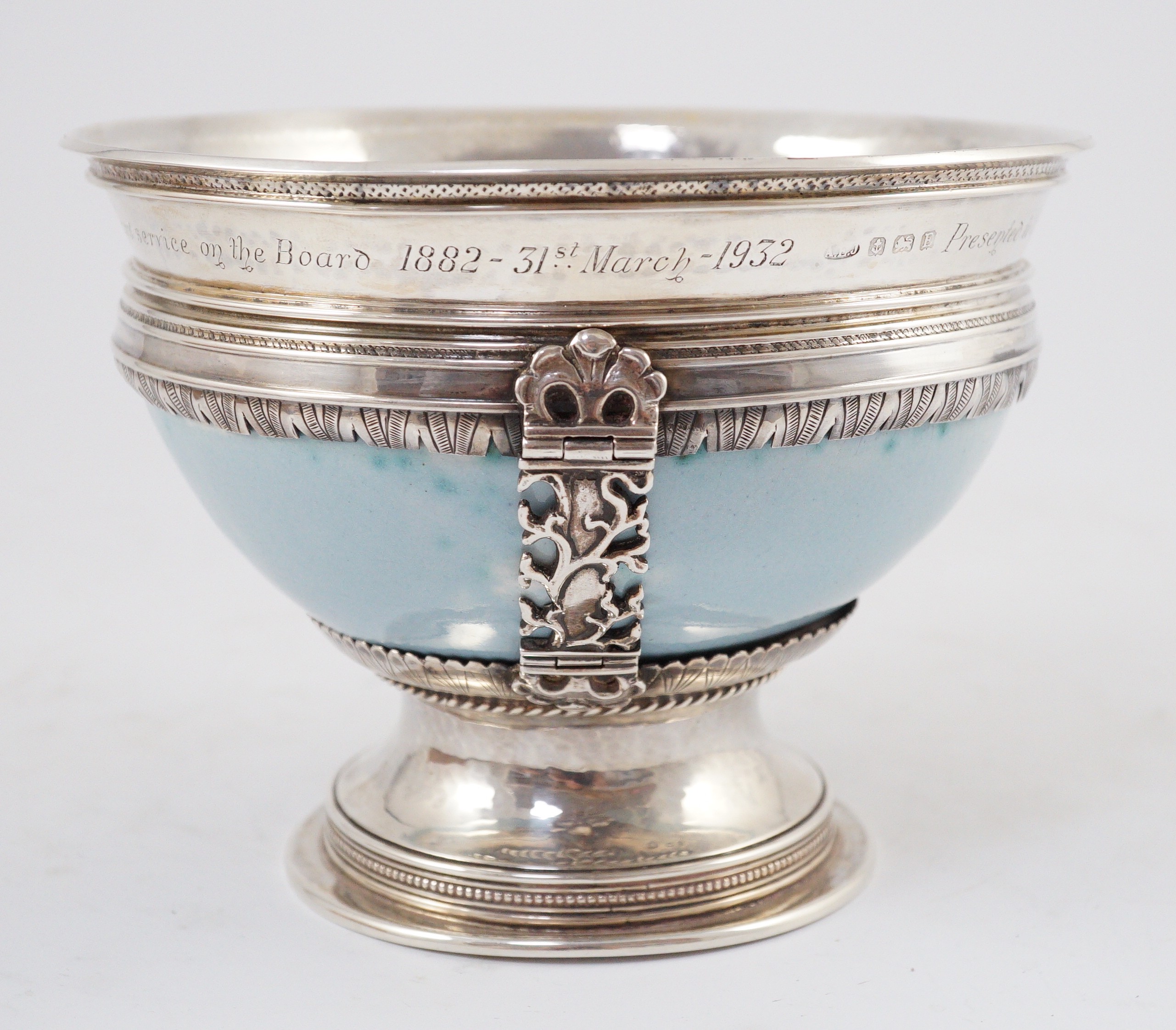 An Arts and Crafts silver mounted Ruskin pottery pedestal bowl, the silver mounts by A.E. Jones, - Bild 7 aus 10