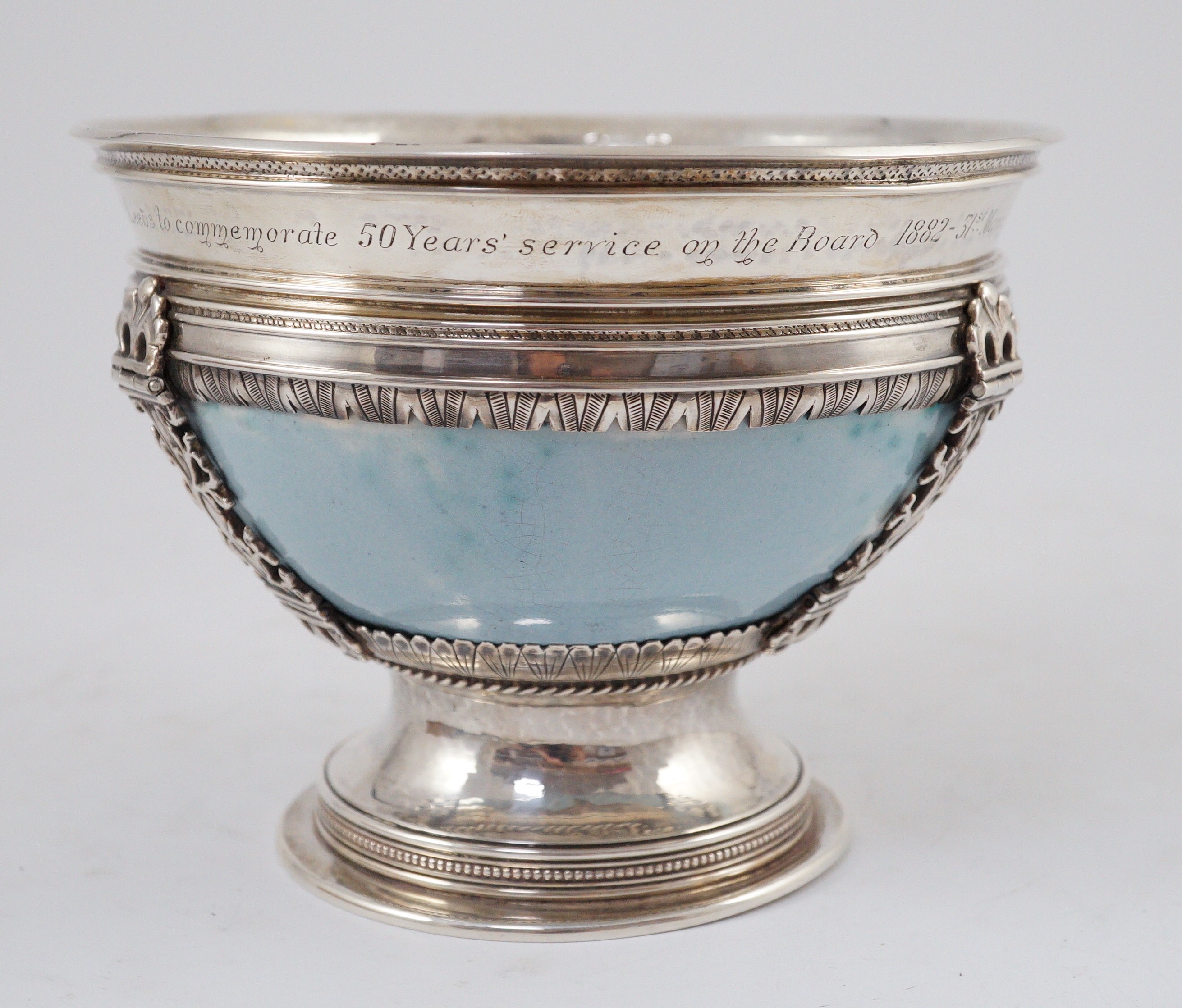 An Arts and Crafts silver mounted Ruskin pottery pedestal bowl, the silver mounts by A.E. Jones, - Bild 6 aus 10