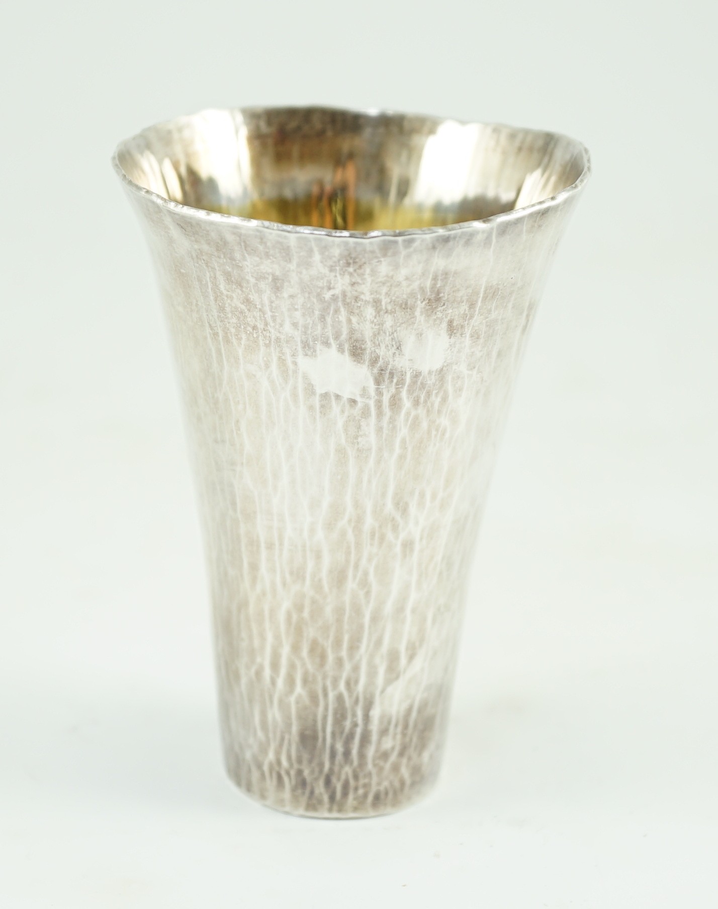 A modern Britannia standard planished silver cup, by Malcolm Appleby, of flared form, with - Image 3 of 6
