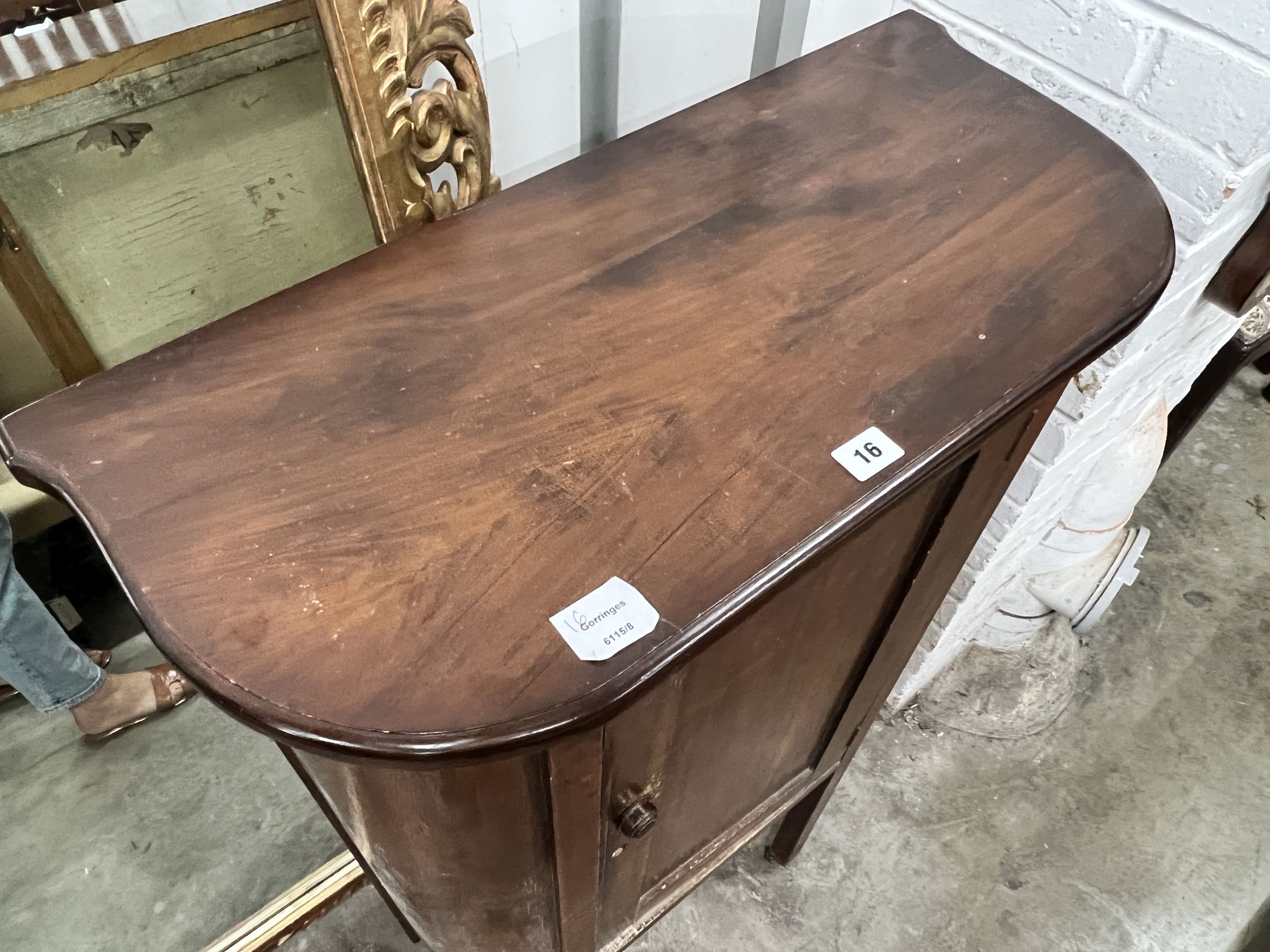 A Victorian mahogany side cabinet, altered, width 71cm, depth 31cm, height 119cm - Bild 2 aus 3