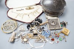 A George V silver and tortoiseshell mounted circular trinket box and a group of assorted