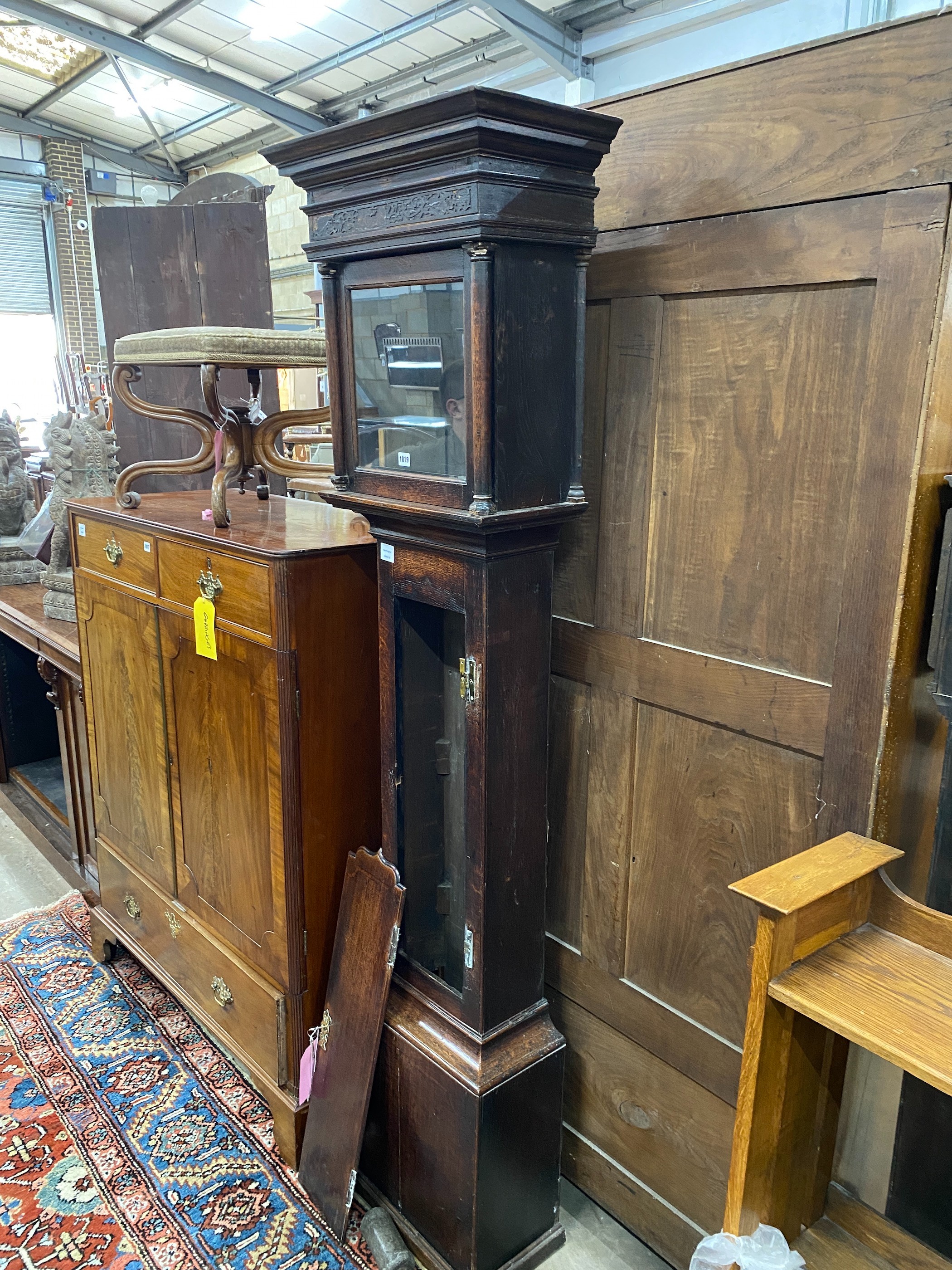 A George III oak 30 hour longcase clock, marked Rich. Street, Bridgenorth, height 212cm - Bild 3 aus 7