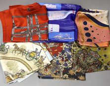 A boxed Hermes scarf, a boxed Tate Hockney / Pollock scarf, etc.(7)