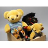 A collection of Steiff toys - a small black cat, a large black cat, a small pig, a hedgehog, a Macki