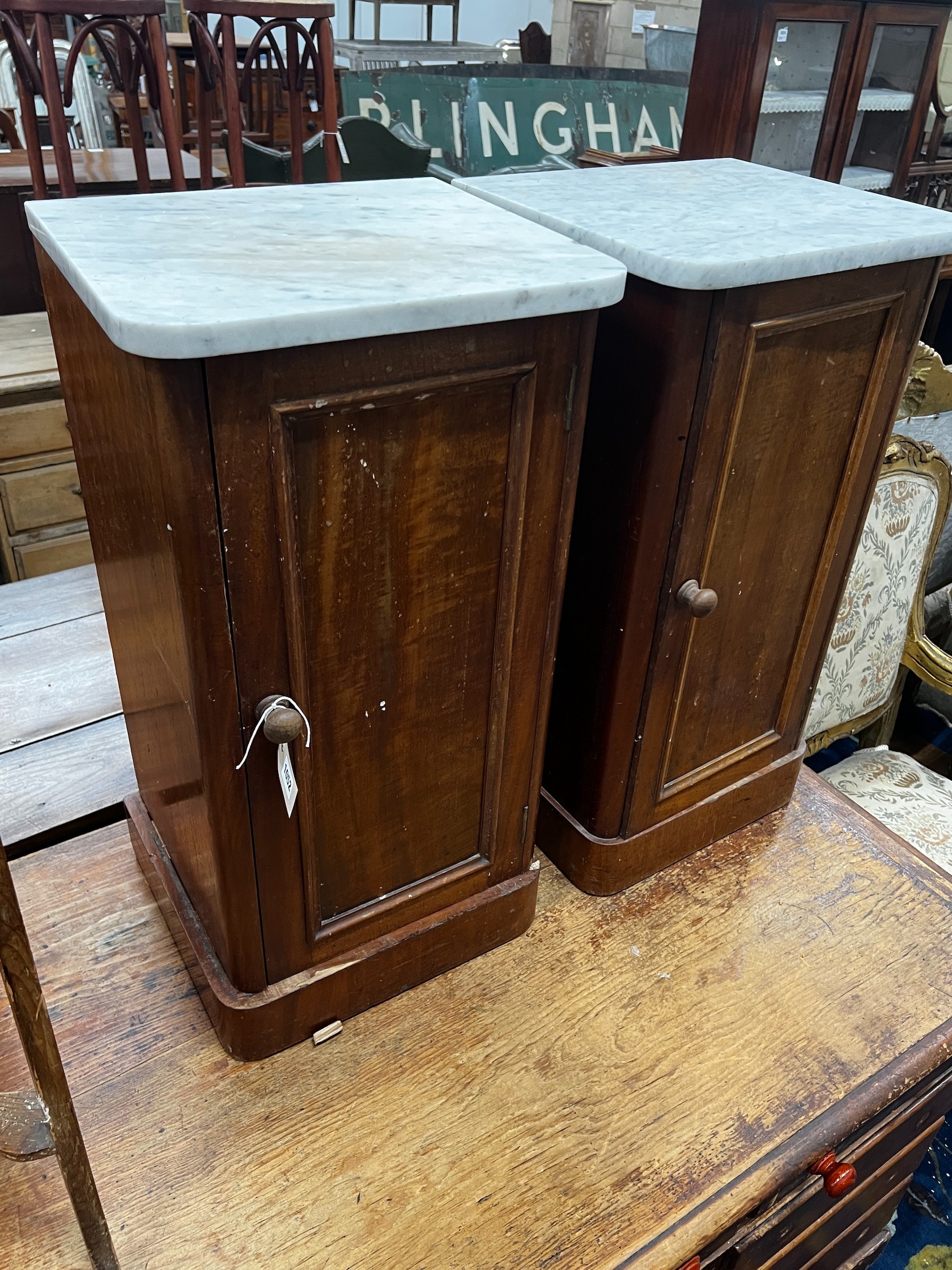 A near pair of Victorian mahogany marble topped bedside cabinets, width 38cm depth 36cm height 74cm - Image 2 of 3