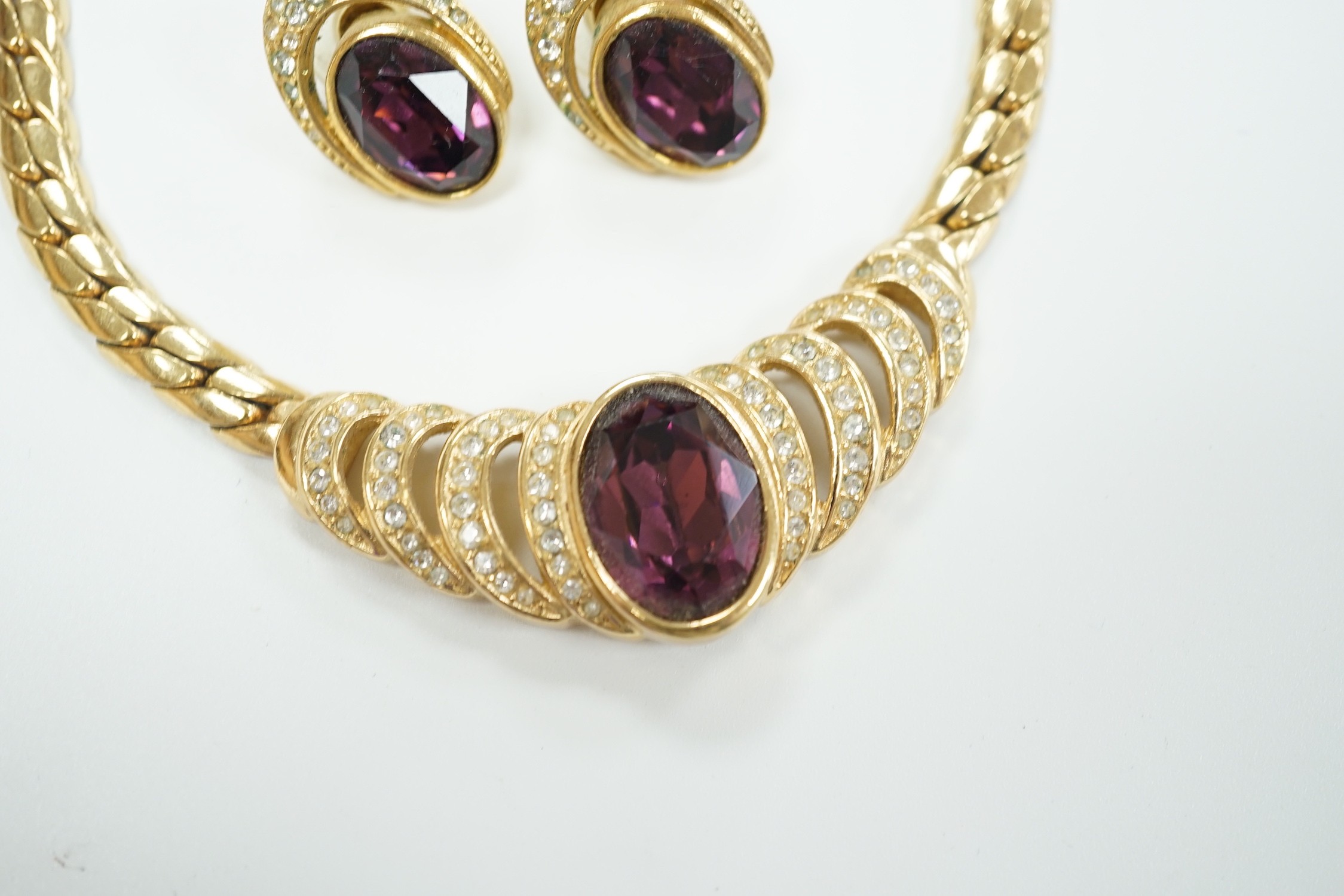 A Cristian Dior gilt metal and two colour paste set costume necklace, 36cm and a pair of matching - Image 2 of 5