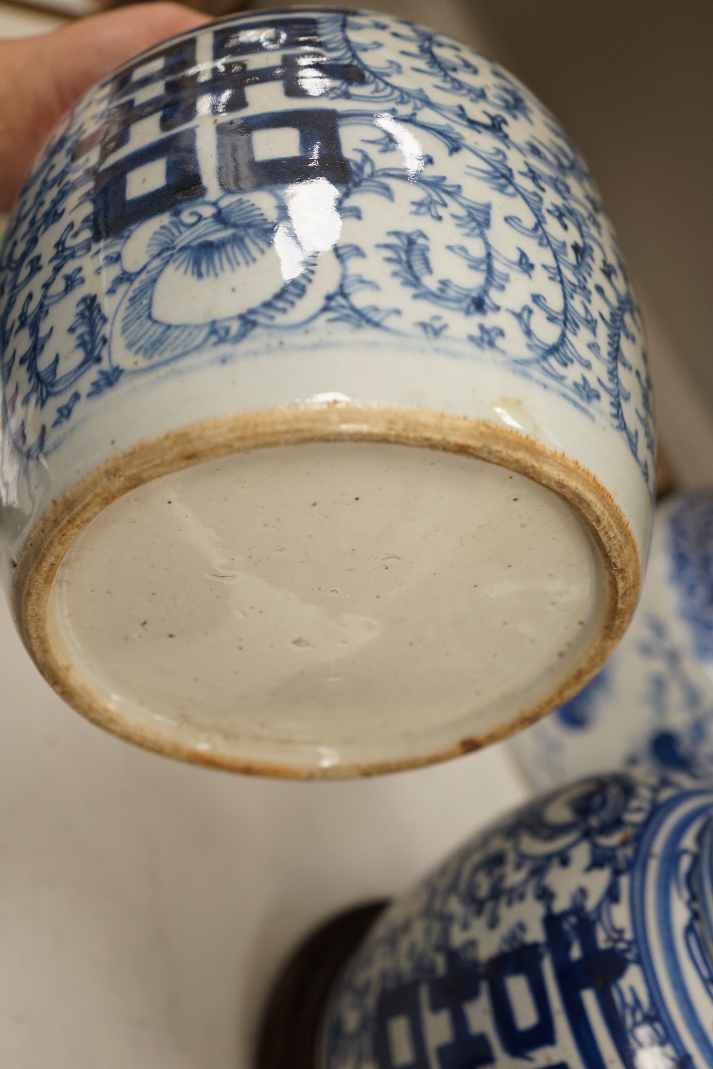 Two pairs of Chinese blue and white jars, tallest 24cm - Bild 5 aus 5