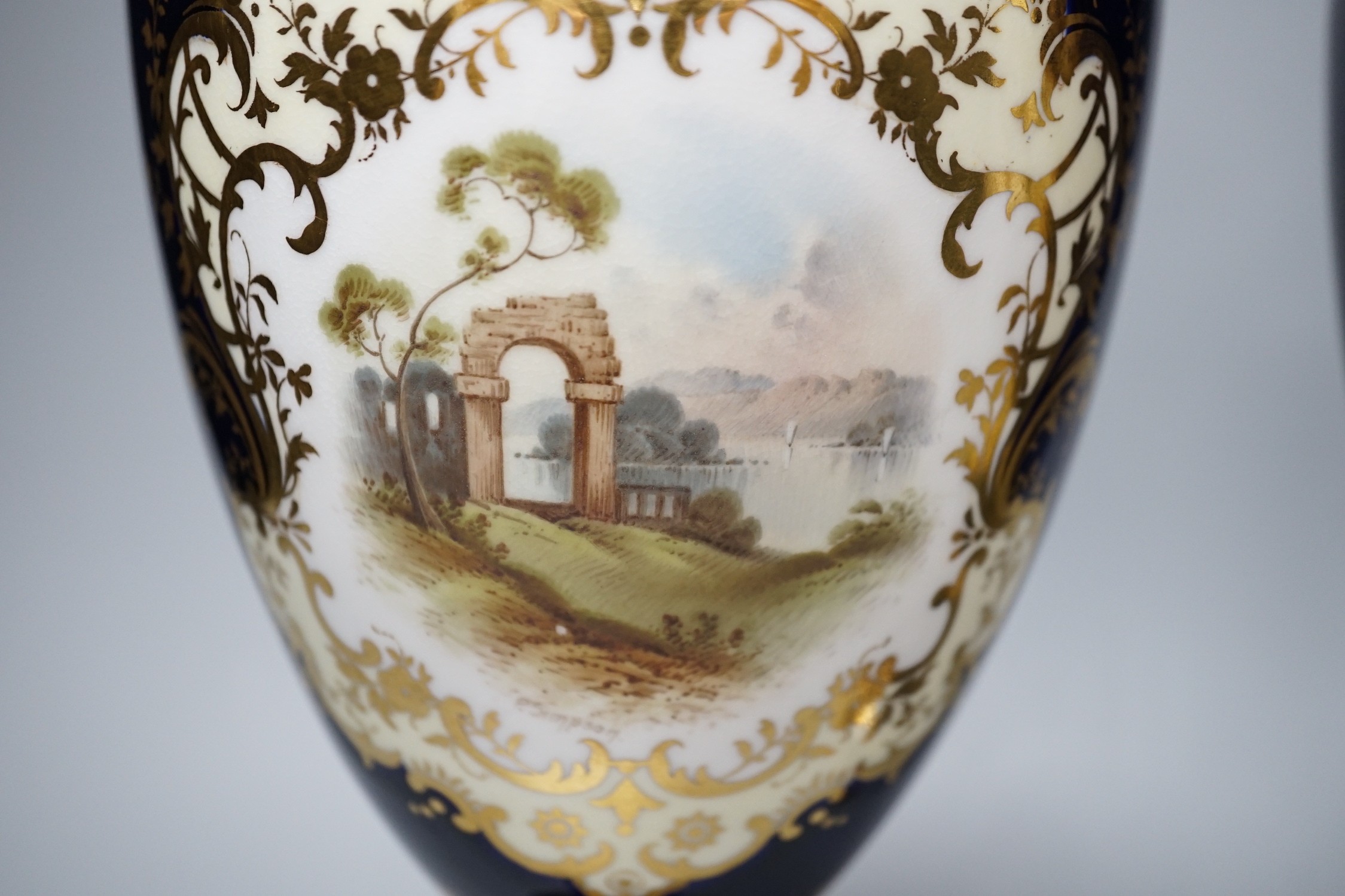 A pair of Coalport vases painted with Loch scenes by Percy Simpson, signed, 32cm - Bild 2 aus 7