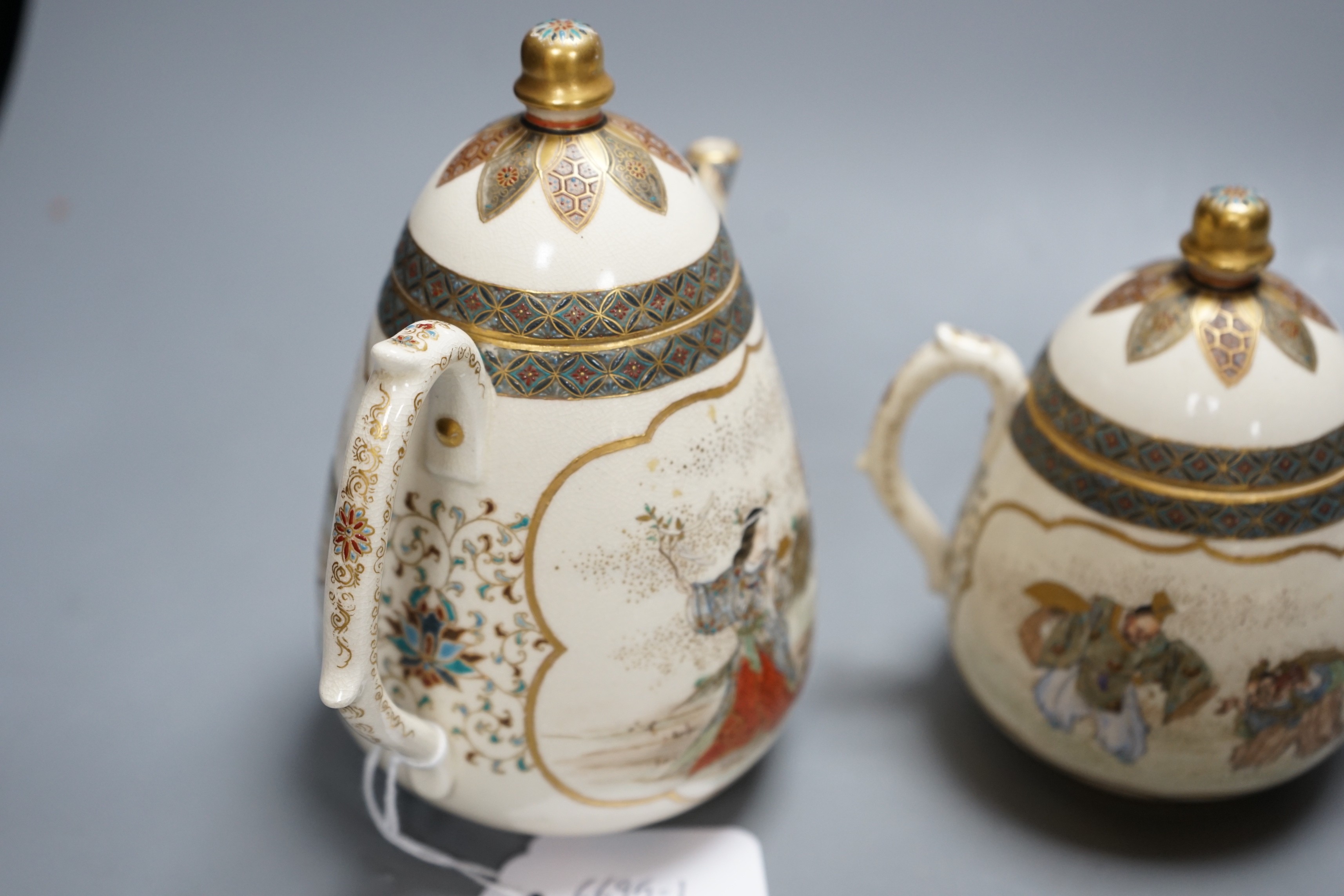 A three piece Japanese Satsuma pottery part tea set, Meiji period - Image 5 of 5