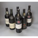 A selection of six mixed bottles of port, to include SAS, Taylors 1986 etc.