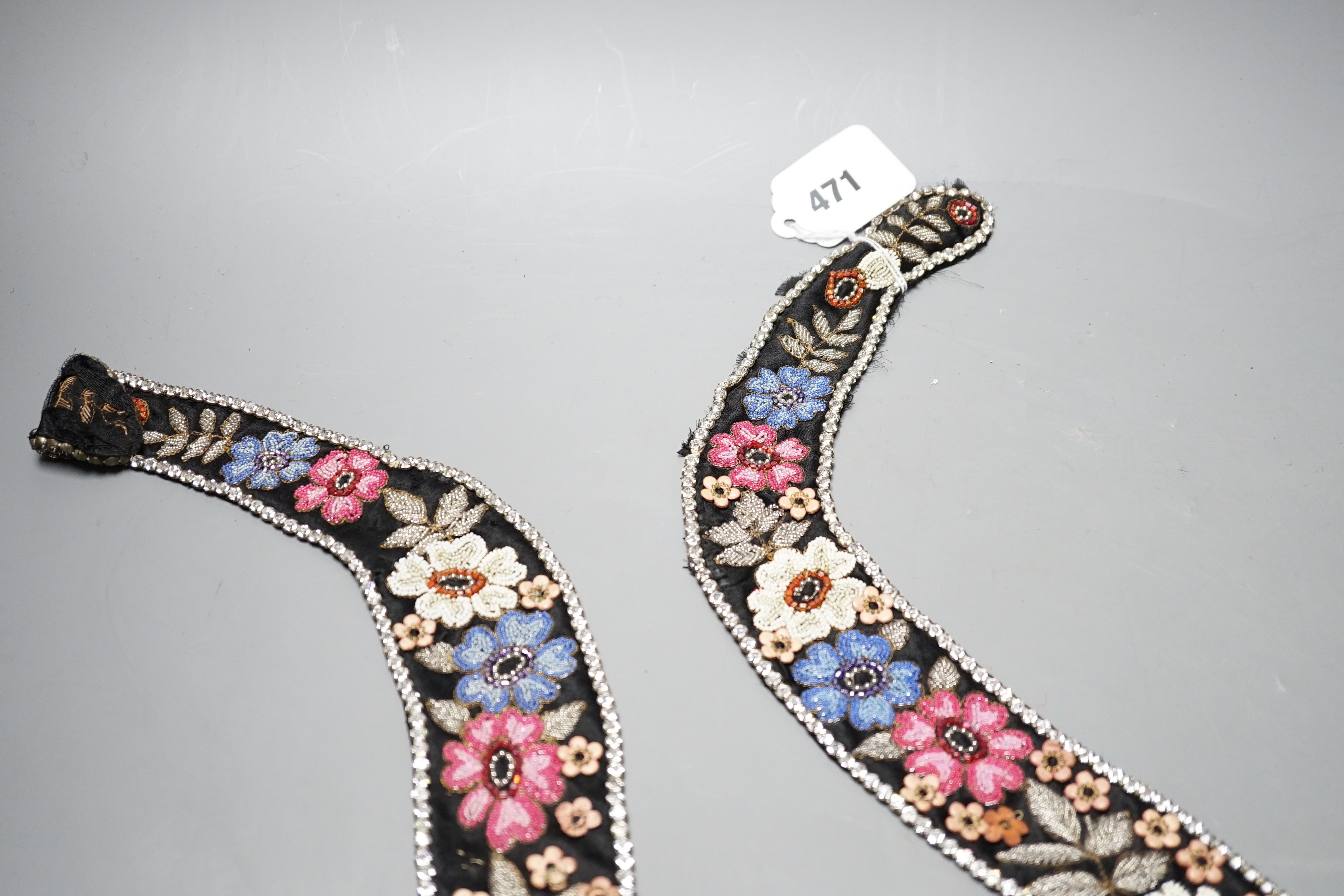 A 1920’s-30’s French beaded collar, the beads embroidered as flowers and leaves with leather applice - Image 3 of 10