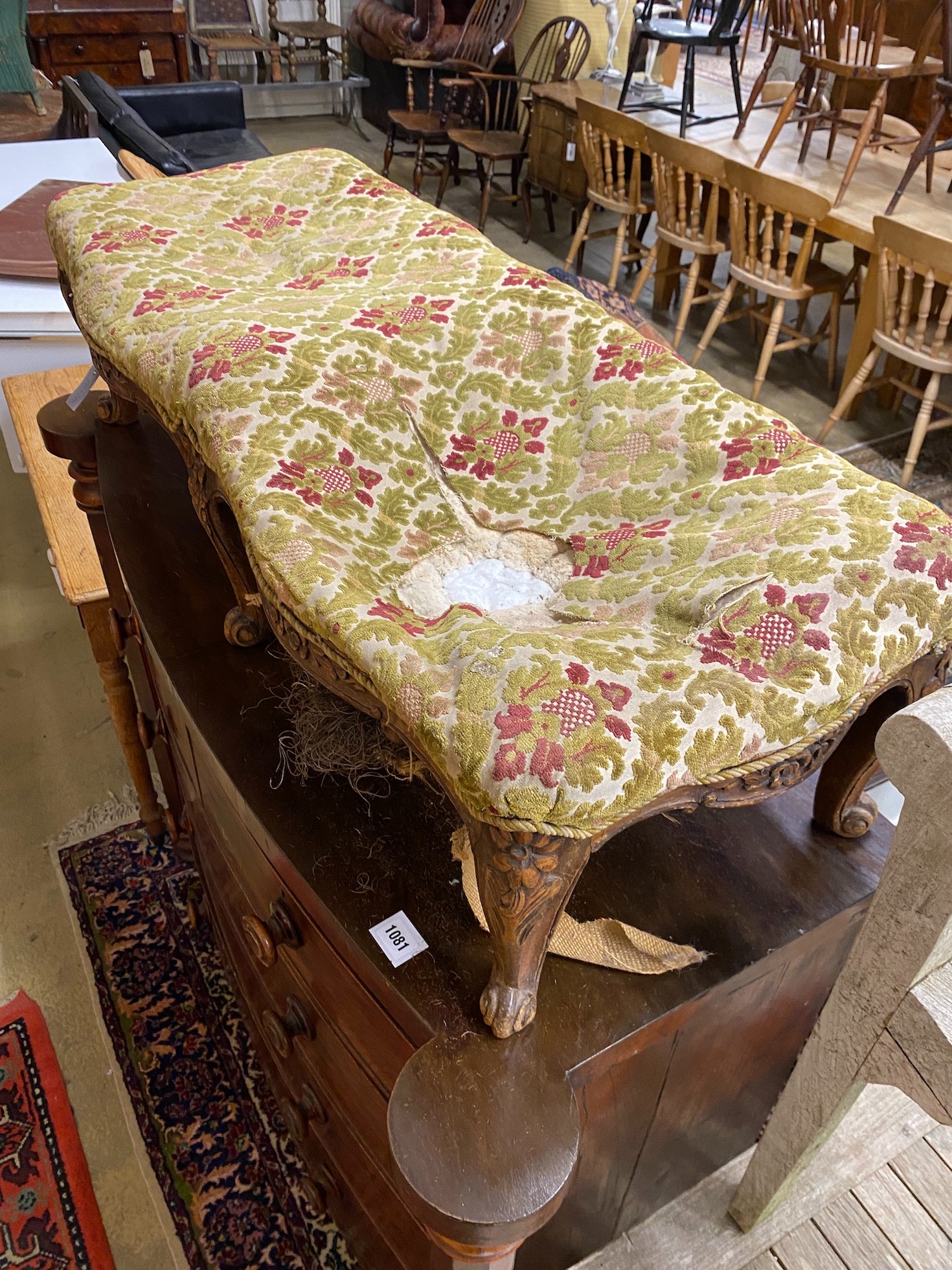 A 19th century French carved beech serpentine footstool, length 108cm - Image 3 of 3