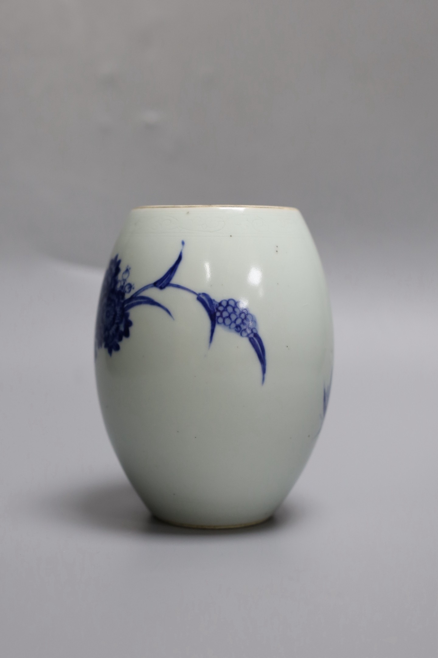 A Chinese blue and white ovoid jar, 15cm - Image 2 of 4