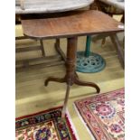 A Regency mahogany tripod table, width 59cm, height 43cm