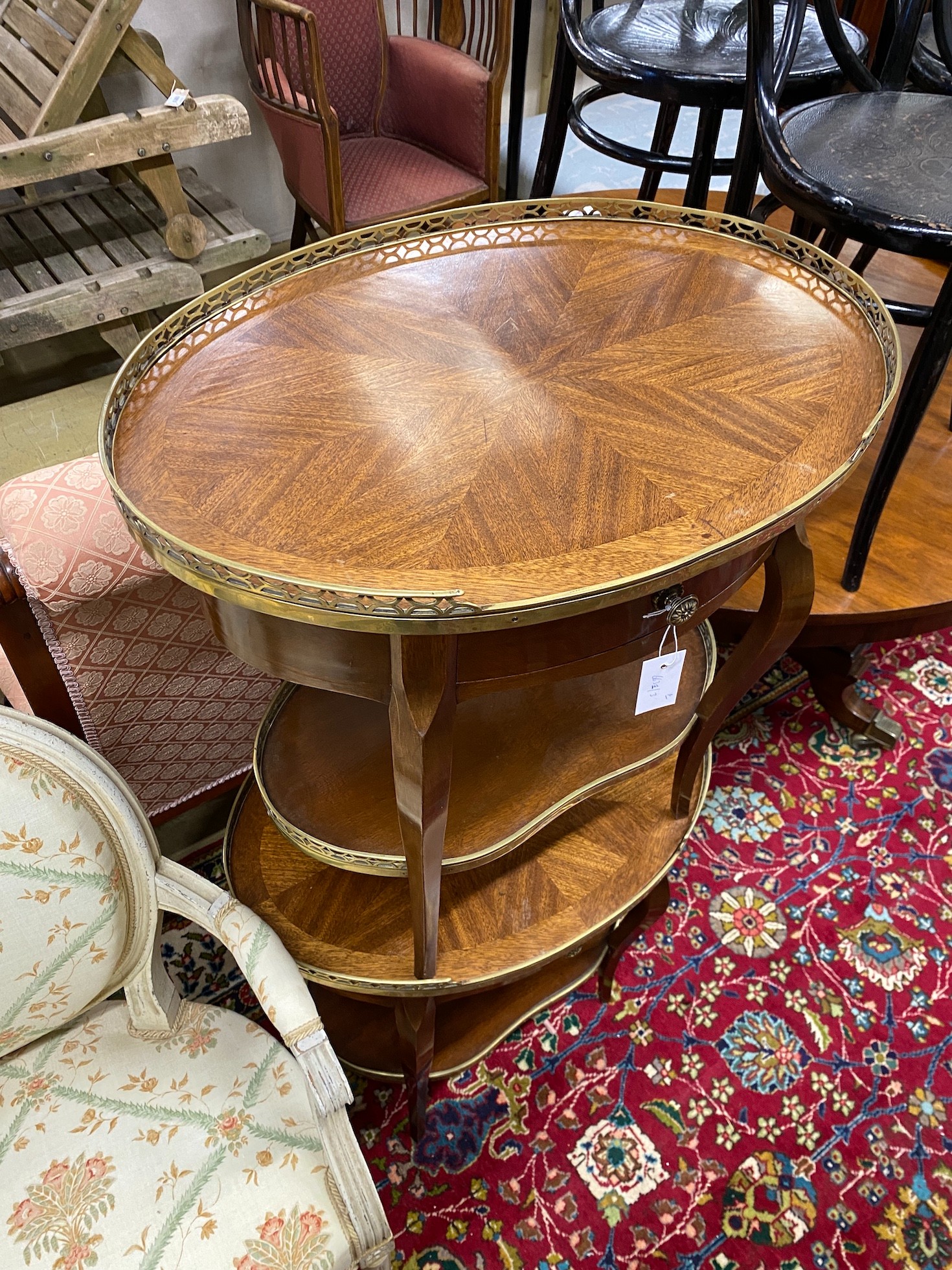 A pair of French style glass mounted mahogany oval occasional tables, width 54cm, height 62cm - Image 2 of 2