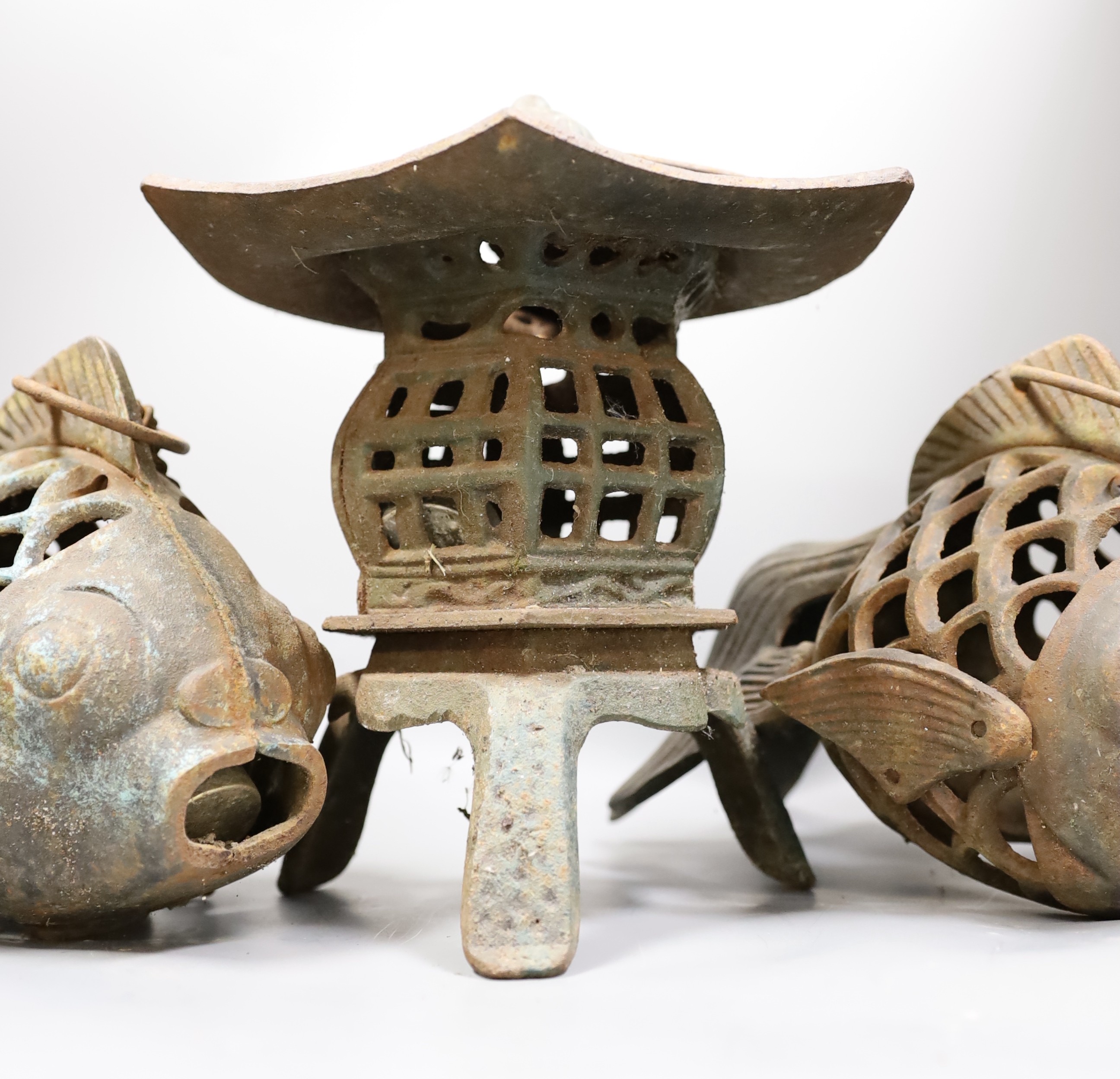 A Japanese iron lantern and two similar koi - Image 4 of 6