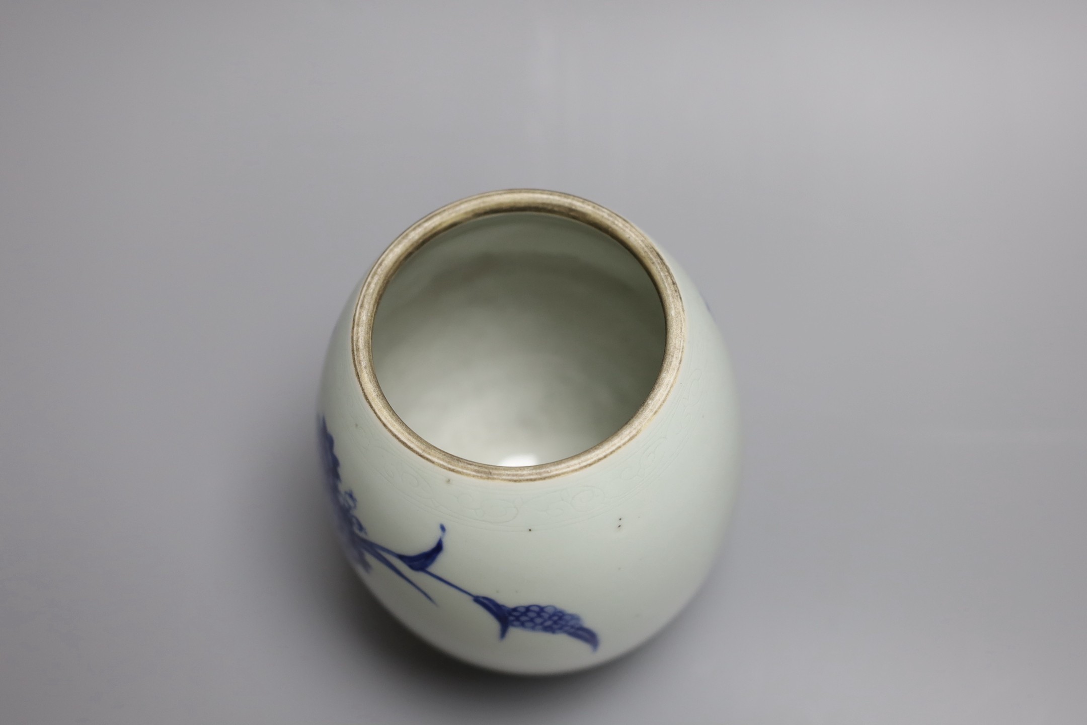 A Chinese blue and white ovoid jar, 15cm - Image 3 of 4