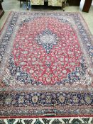 A Kashan carpet, 385 x 270cm