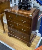 A small George III mahogany chest of three drawers, width 62cm, depth 39cm, height 73cm