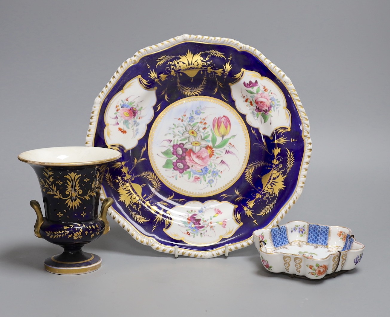 A Coalport plate and three other pieces,Plate 26 cms diameter,