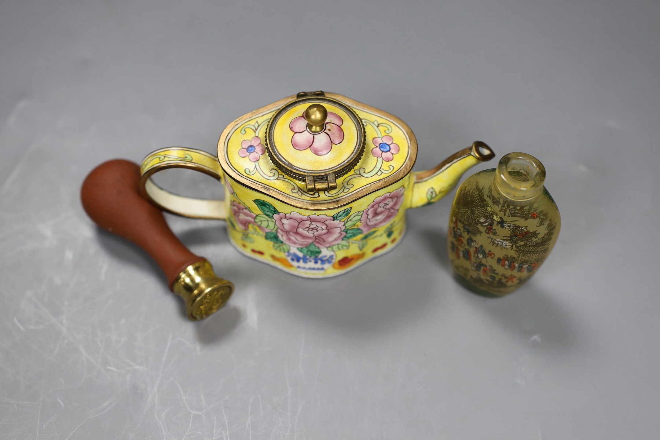 A Canton enamel miniature teapot and a snuff bottle, together with a European stamp seal - Image 3 of 3