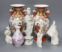 4 Chinese blanc-de-chine figures, a Chinese puce enamelled vase and a pair of Japanese Kutani
