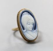 A modern 9ct gold and inset Wedgwood style oval plaque, carved with bust of a lady, size N, gross