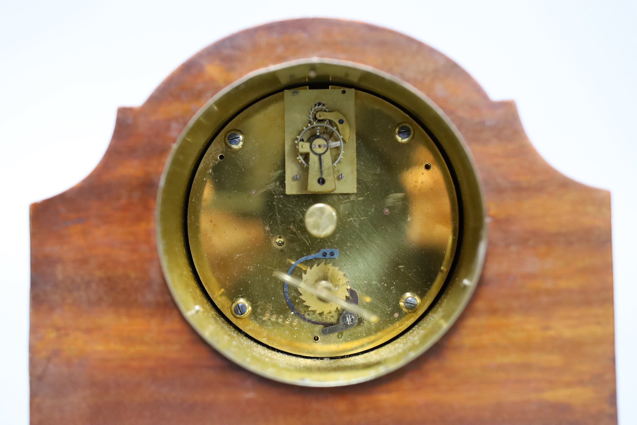 A Victorian walnut and marquetry tea caddy and an inlaid mahogany mantel timepiece,box 20 cms wide - Image 5 of 5