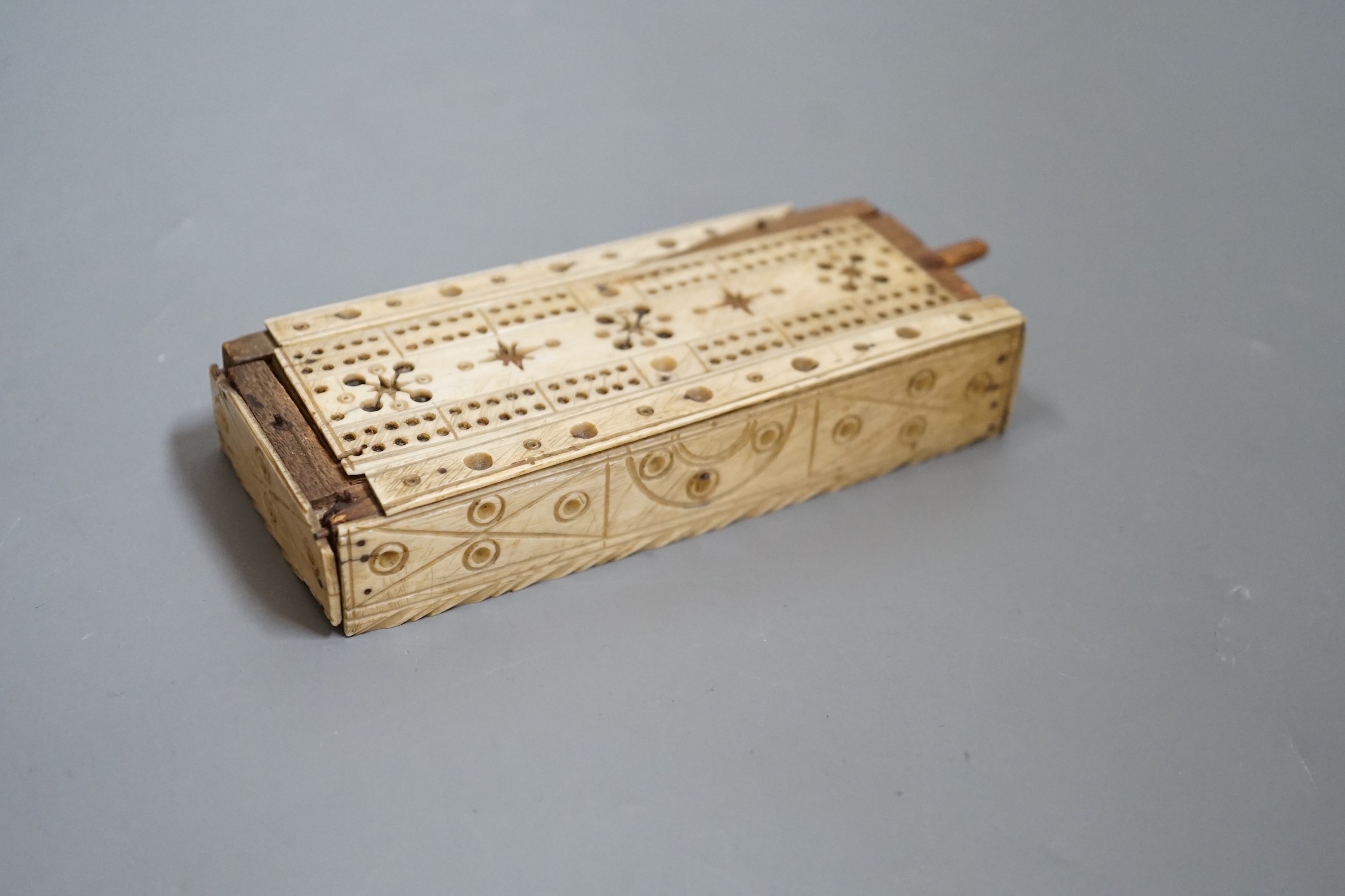 A Napoleonic Prisoner of War bone domino set, box 14cm wide - Image 5 of 5