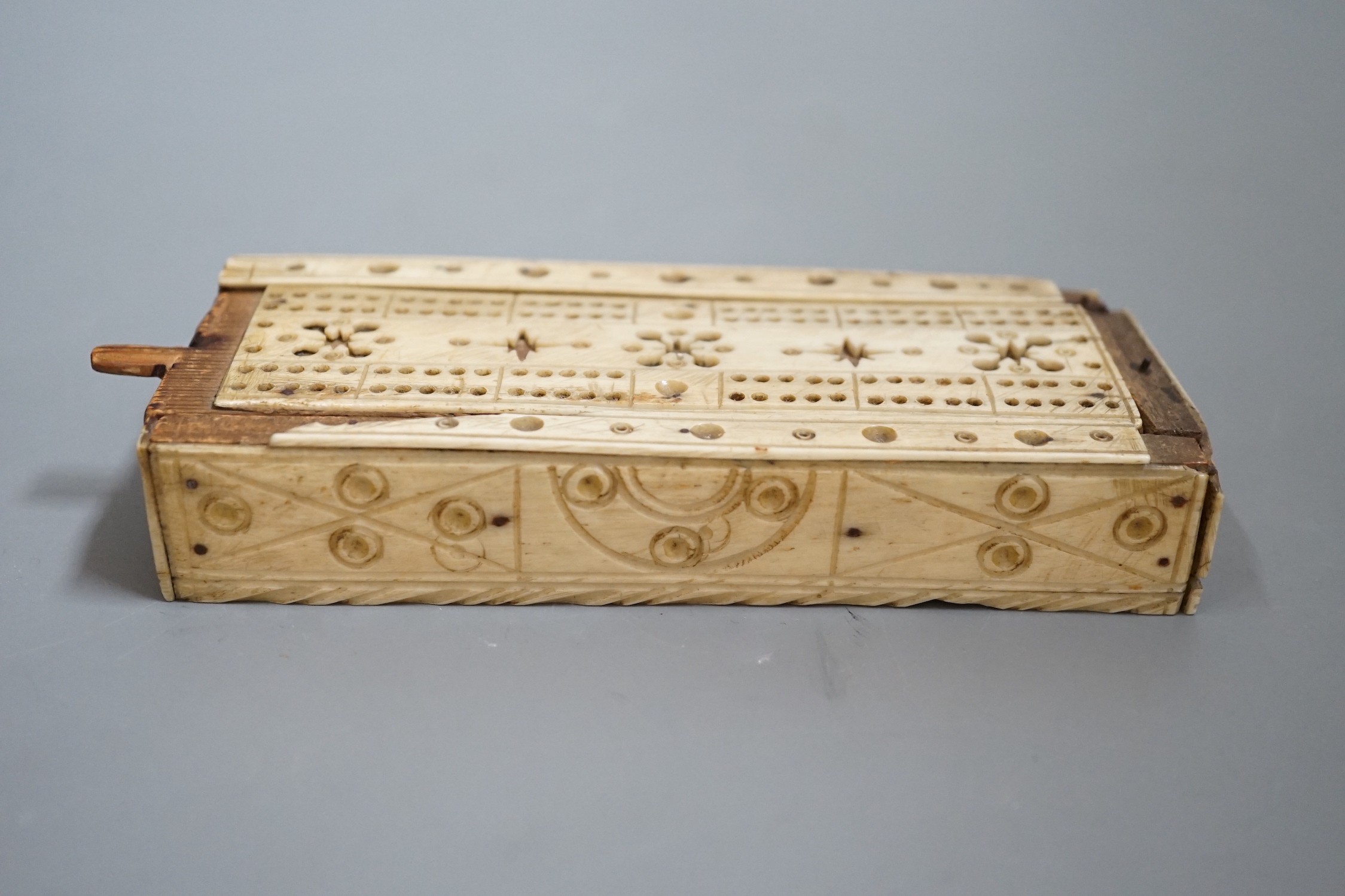A Napoleonic Prisoner of War bone domino set, box 14cm wide - Image 4 of 5