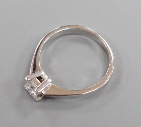 A modern 750 white metal and solitaire princes cut diamond set ring, size L/M, gross weight 2.6 - Image 3 of 4