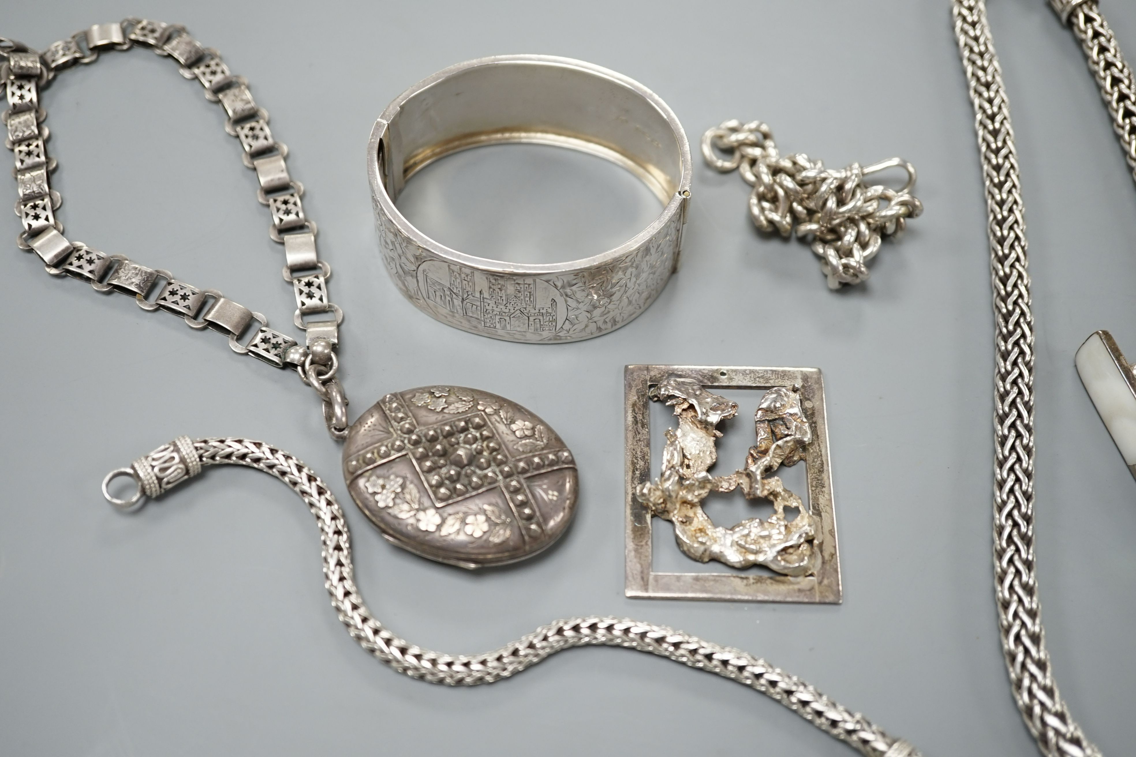 Assorted white metal jewellery including oval locket on albertina, 925 necklace and bracelet, - Image 2 of 6