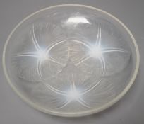 A R. Lalique Volubulis pattern opalescent glass tripod bowl. 21.5cm diameter
