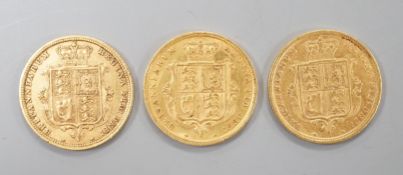 Three Victorian 1885 gold half sovereigns,