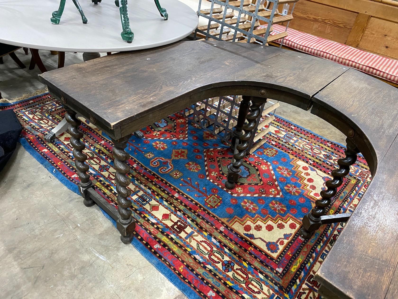 A late Victorian oak 'hunt' table, length 157cm, width 120cm, height 70cm - Image 2 of 4