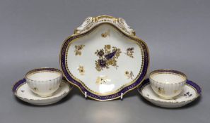 A pair of late 18th century Caughley Salopian teabowls and saucers together with a matching dish