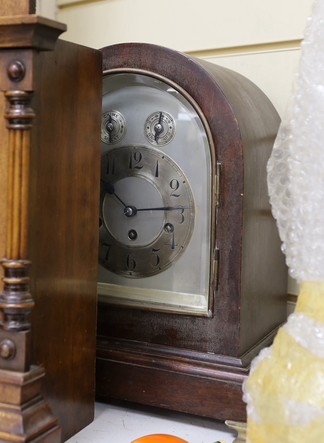 Two domed mantel clocks, a Connecticut shelf clock and a Black Forest mantel clock - Image 4 of 5